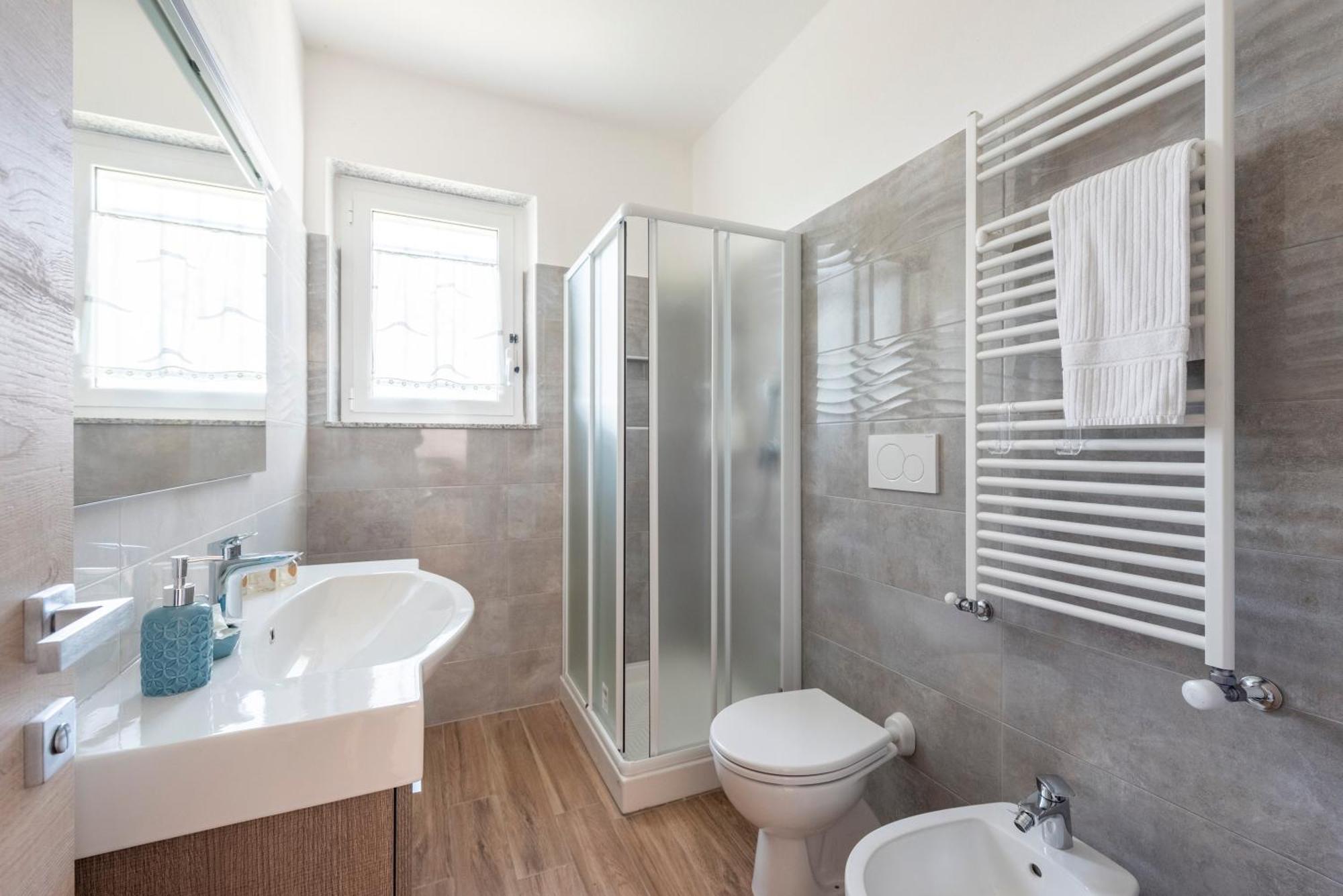 Joivy Villa Guanna - Charming Flat With Garden Bracco Экстерьер фото