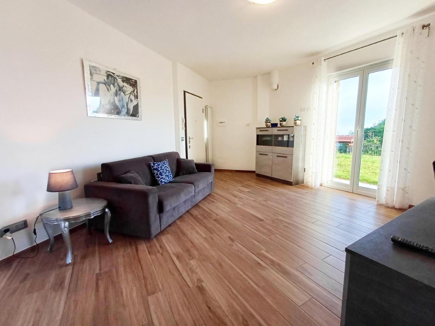 Joivy Villa Guanna - Charming Flat With Garden Bracco Экстерьер фото