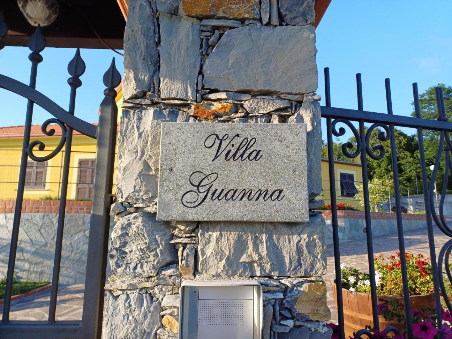 Joivy Villa Guanna - Charming Flat With Garden Bracco Экстерьер фото